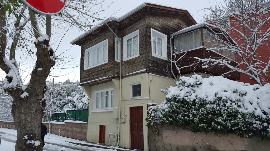 Вилла Charming Anatolian House In Cengelkoey Стамбул Экстерьер фото